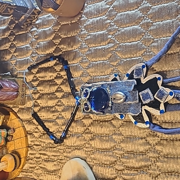 Wise ole owl denim fabric necklace - Picture 6 of 8